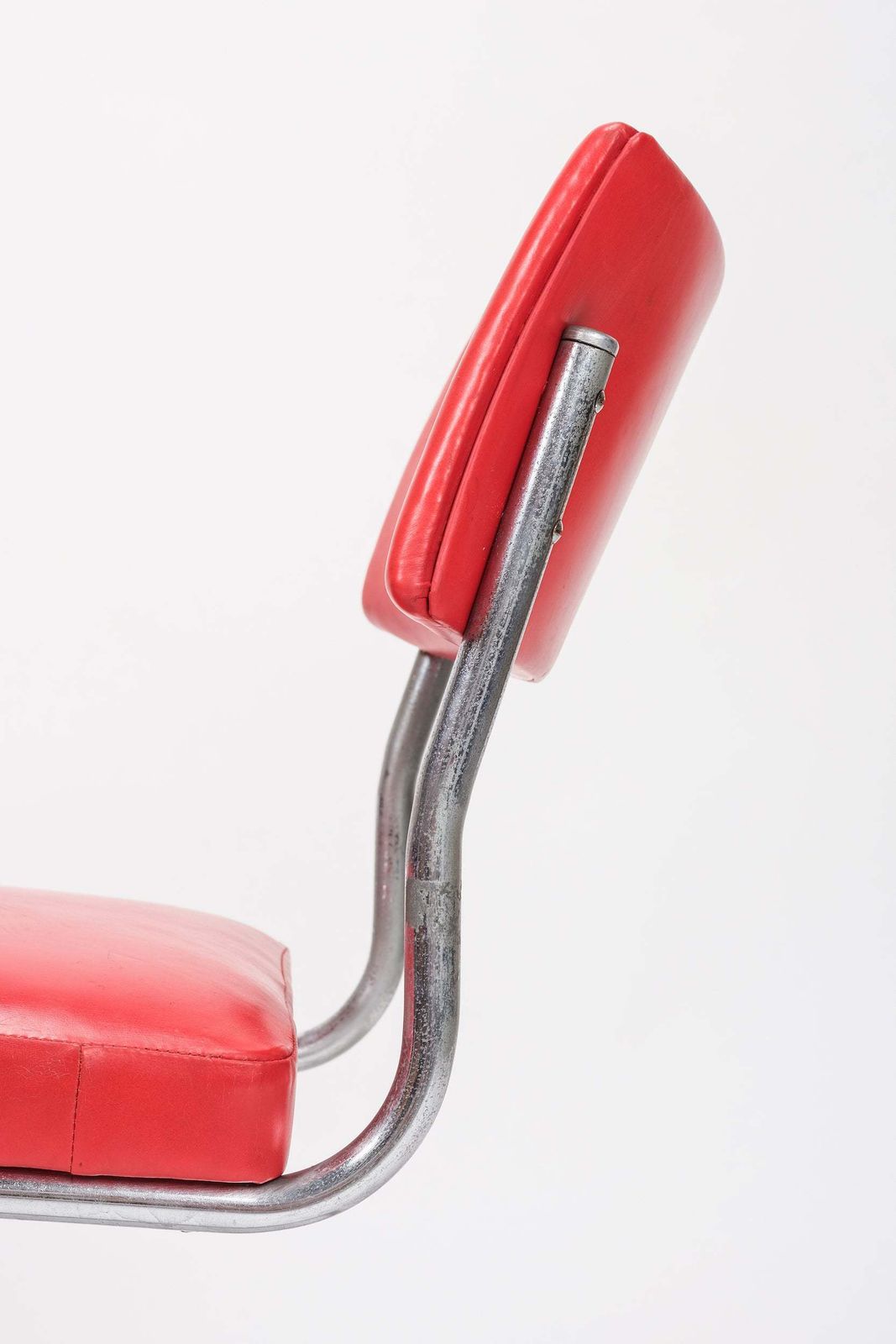 photo furniture Attr. Mart Stam Bauhaus Steel Tube Chair, 20s