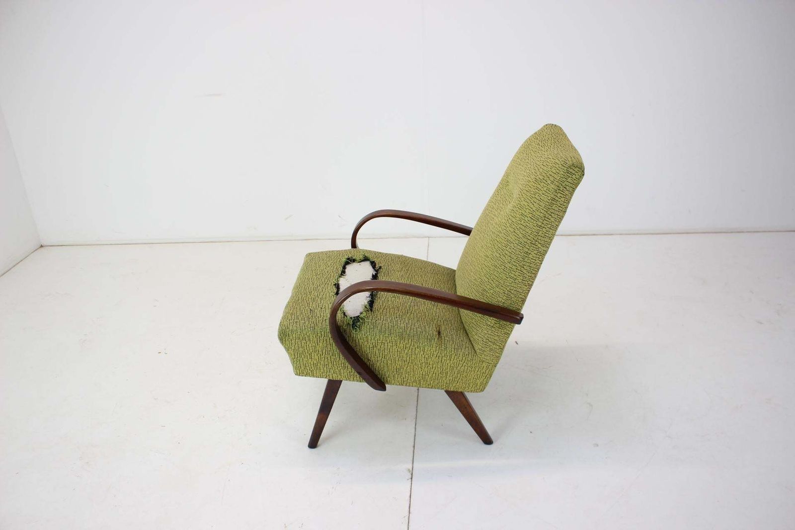 1960s Beech Armchair By Jaroslav Smidek For Ton, Czechoslovakia photo Furniture