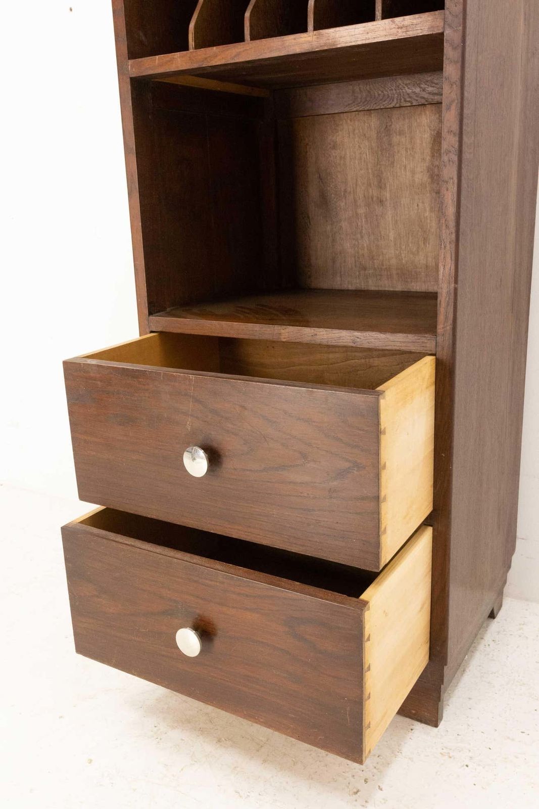 Meuble de bureau français mid-century en chêne massif, vers 1940 photo vintage