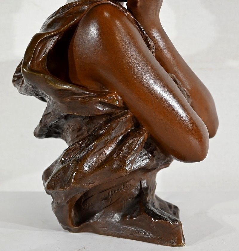 Bronze “Young Mischievous Woman” By G. Van Der Straeten, Art Nouveau – Late 19th Century photo vinterior