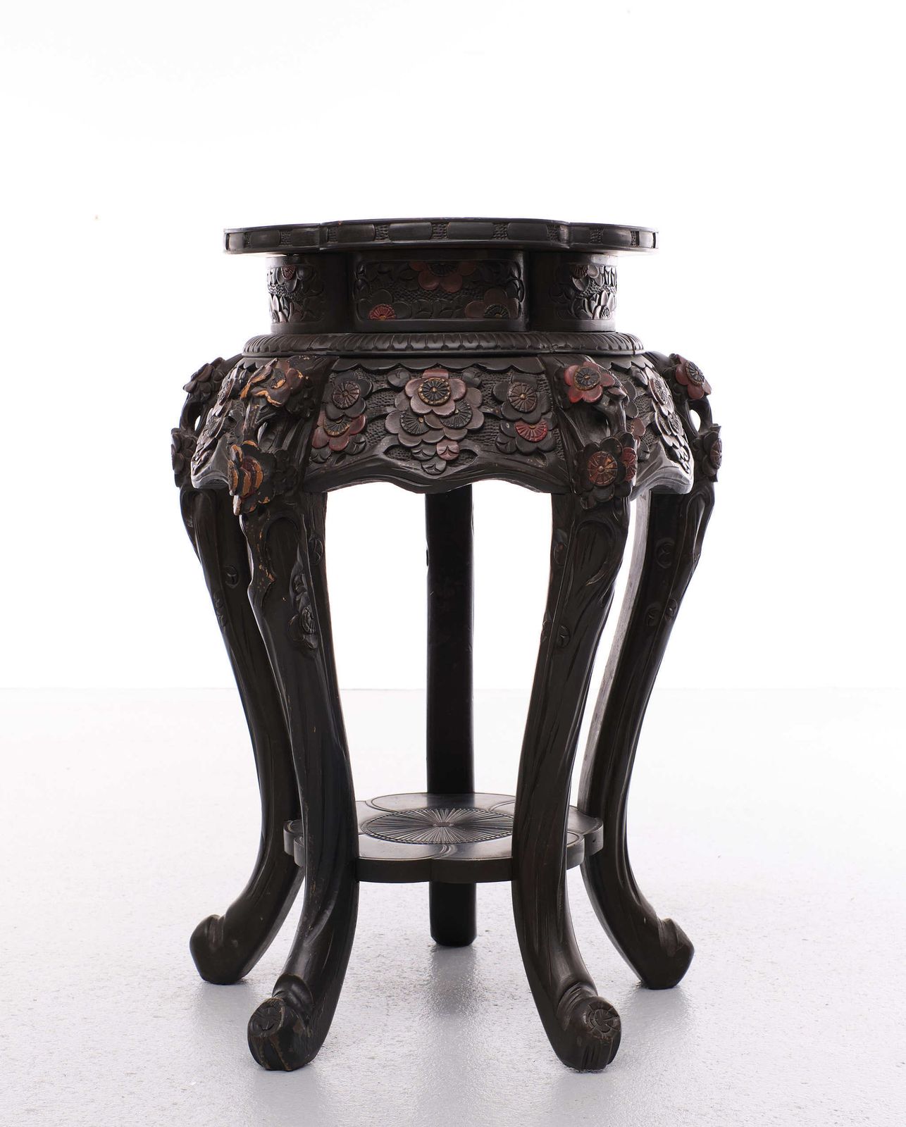 Chinese Side Table Hand Carved, 1920/30