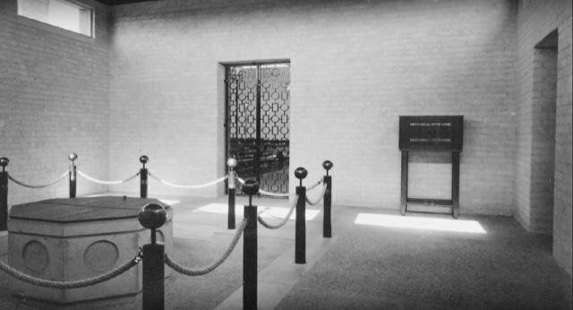 Bossche School Kast / Tabernakel, Jan De Jong, St. Gerarduskerk In Gemert, 1960 photo furniture