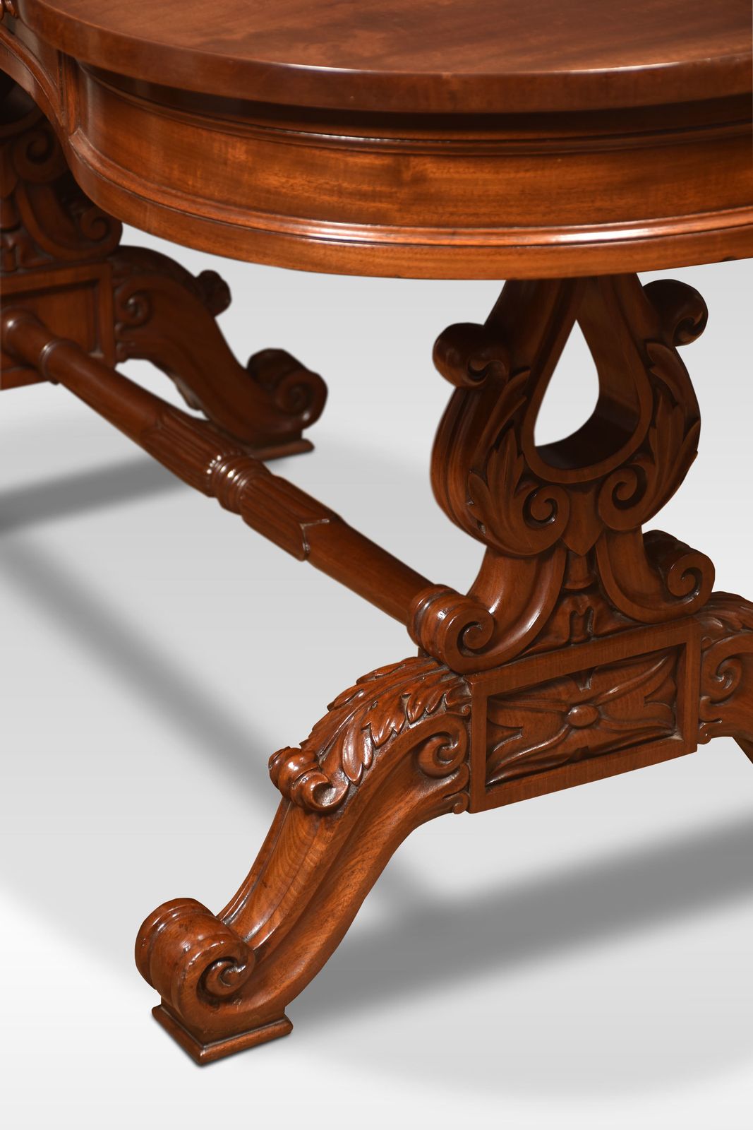 Mahogany Kidney Shaped Dressing Table photo 8220.0