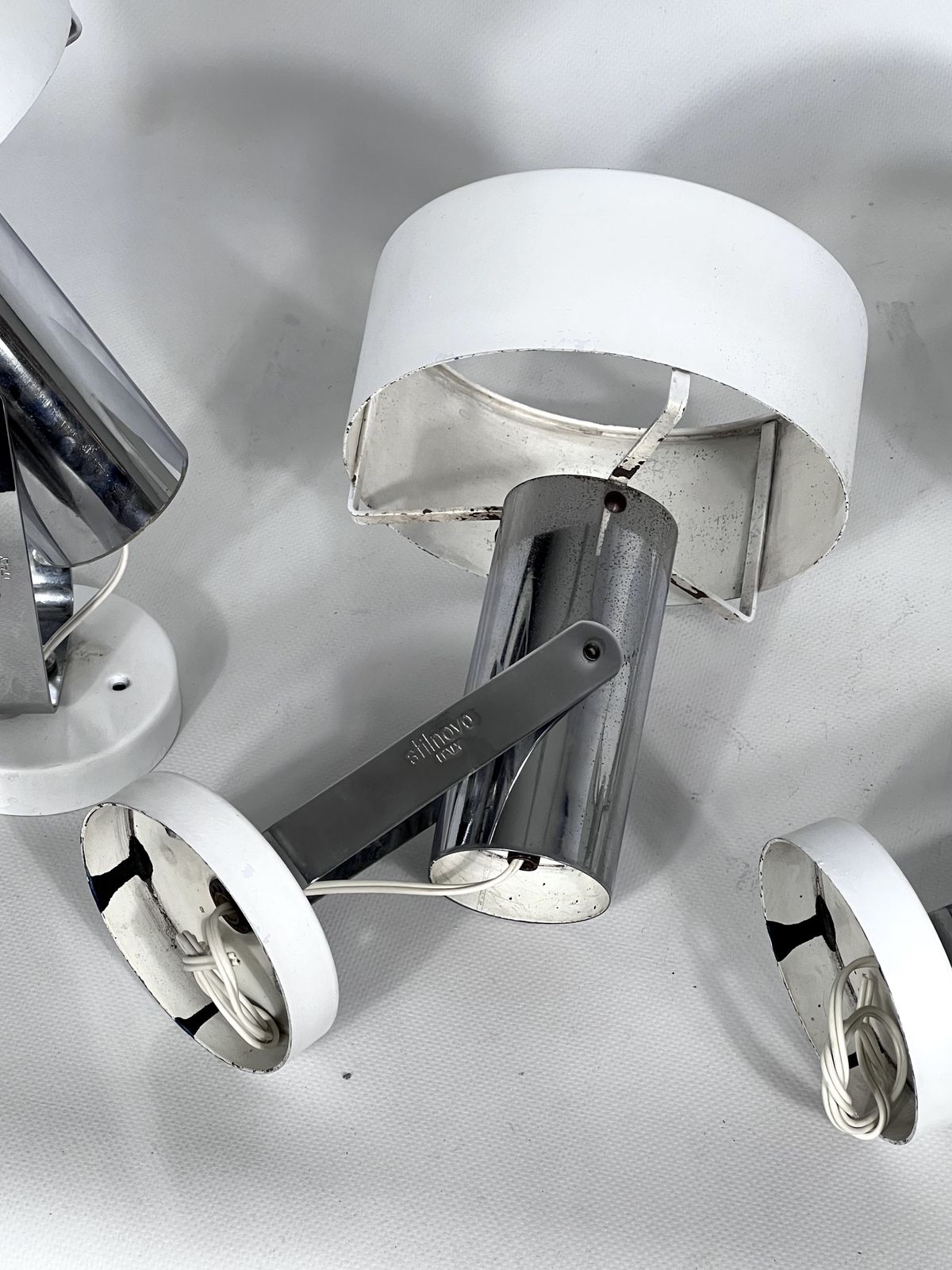 photo furniture Stilnovo Milano, Set Of Five Orientable Wall Lights From 50s
