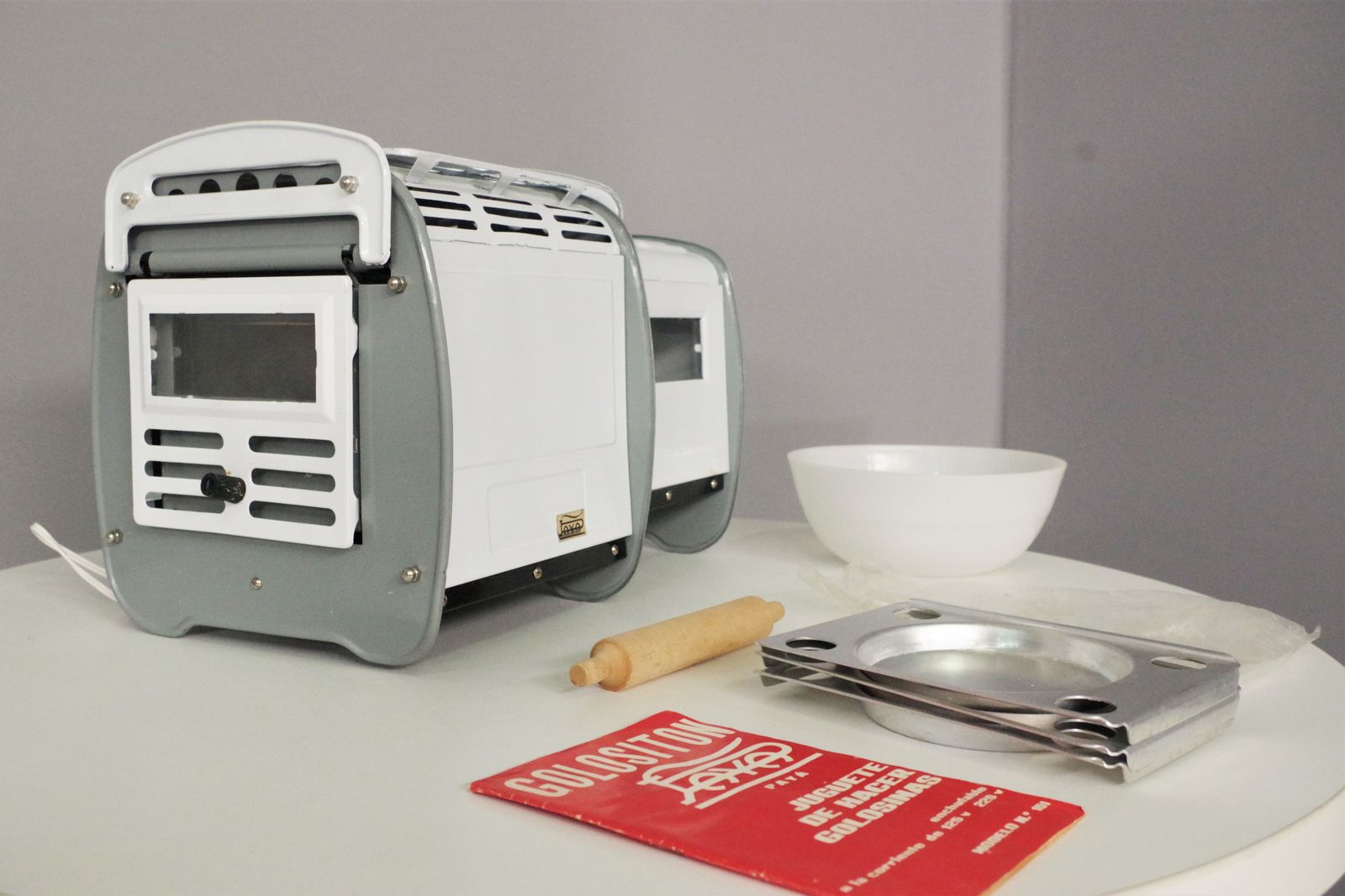 Children's Machine For Making Golositòn Bread Mod. N. 151   Payà, 1960s photo for sale