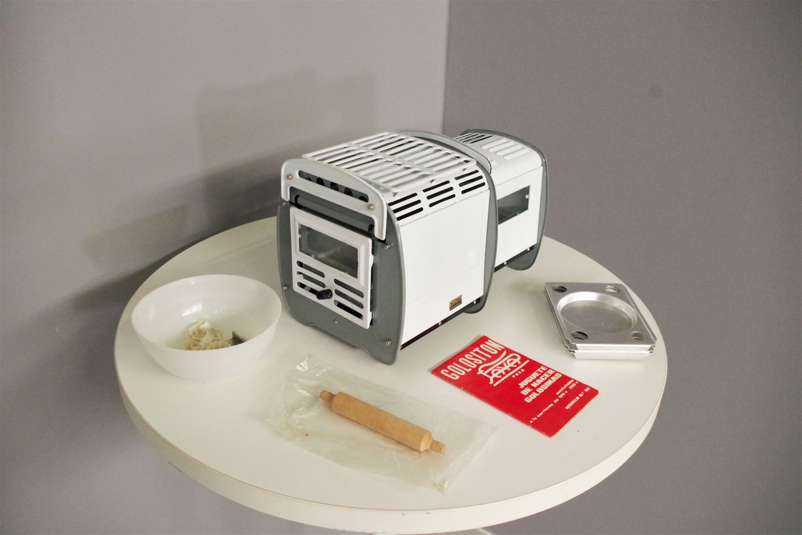 Children's Machine For Making Golositòn Bread Mod. N. 151   Payà, 1960s