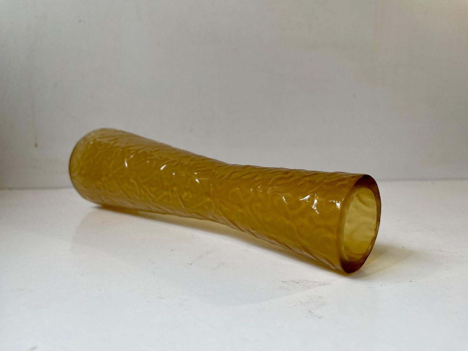 Honey Yellow Glass Vase By Geoffrey Baxter For Whitefriars, 1970s photo 257.0
