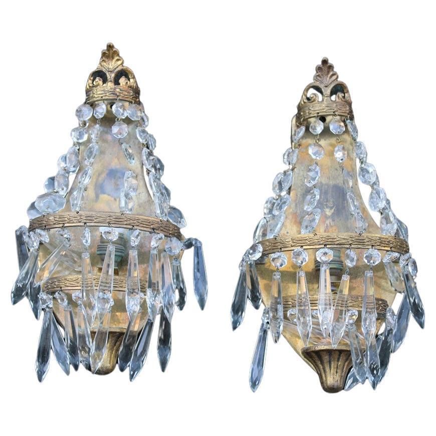Small Pair Of French Wall Lamps In Machined Brass And 1950s Crystals Baroque