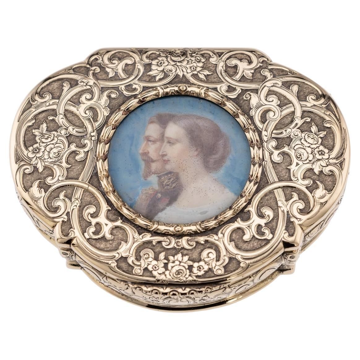 19th Century French 18k Gold Royal Presentation Snuff Box, C.1850