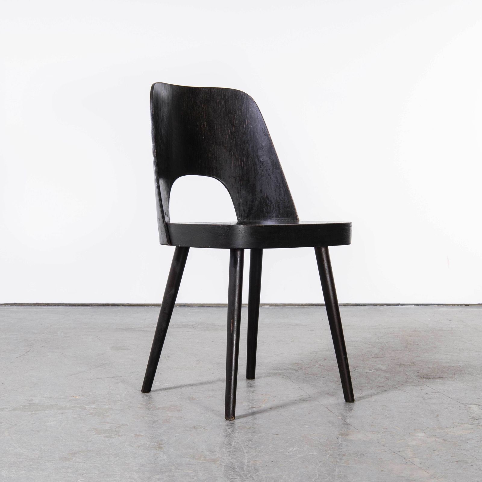 1950’s Dark Walnut Side Chair – Oswald Haerdtl Model 515 – Set Of Four photo vinterior