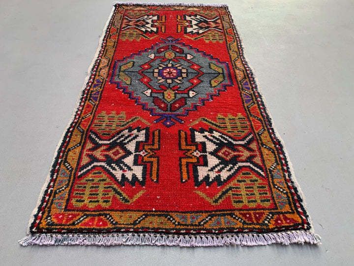 Small Vintage Turkish Rug 103x51 Cm, Short Runner, Tribal, Shabby Chic photo furniture