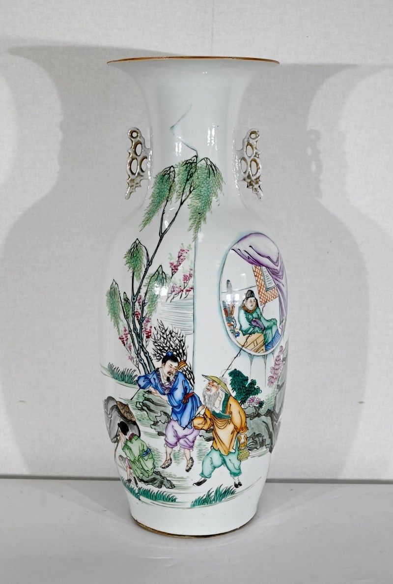 Important Chinese Porcelain Vases   Xxth photo furniture