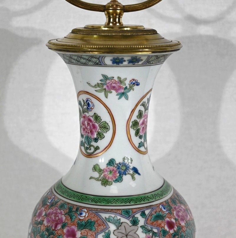 Chinese Porcelain And Brass Lamp   Early 20th Century photo vinterior