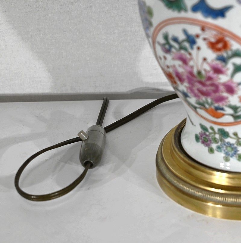 photo vintage Chinese Porcelain And Brass Lamp   Early 20th Century