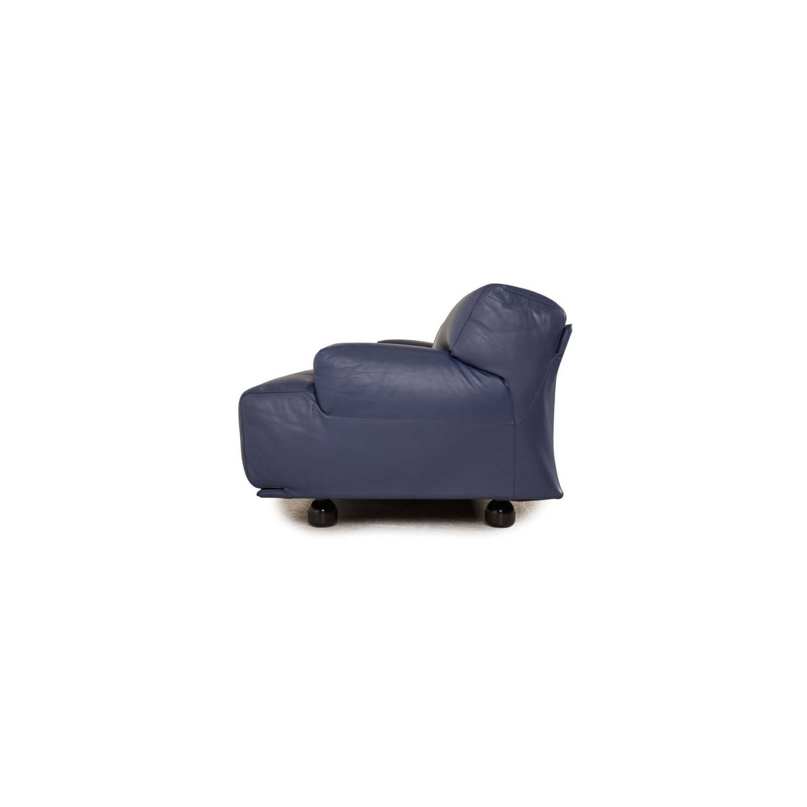 photo furniture Cassina Fiandra leren driezitsbank – blauw
