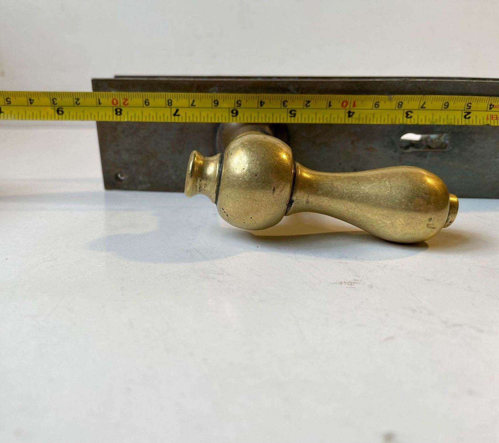 photo furniture Bauhaus Era Door Handle Set In Bronze And Brass, 1930s, 1 Set