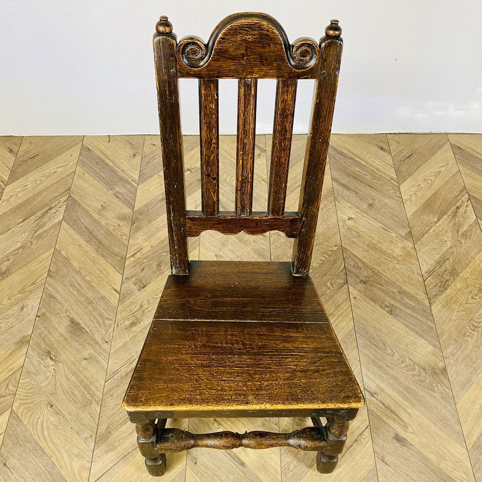 495.0 Antique English Oak 17th Century Hall Chair photo