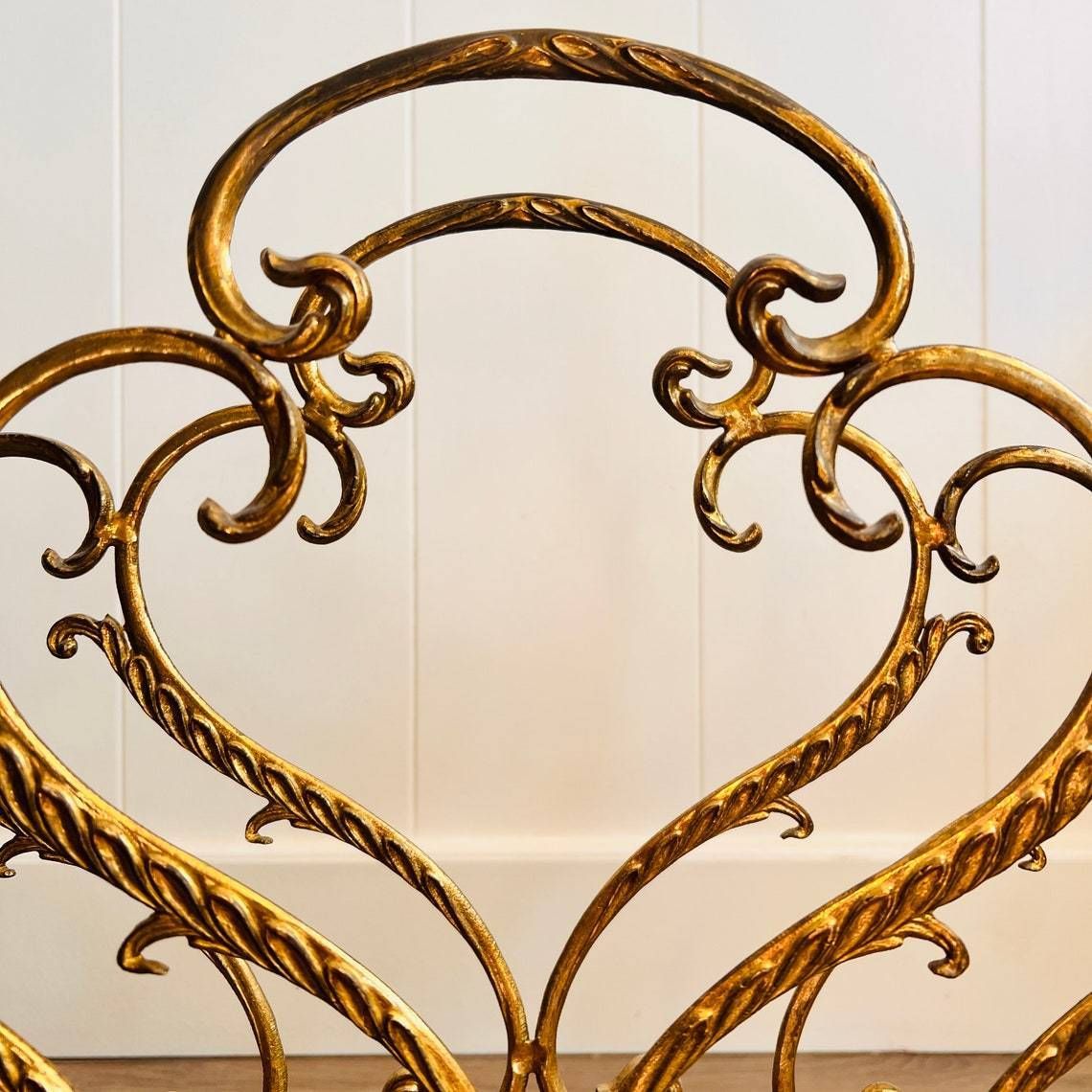 Messing Of Bronzen Tijdschriften  En Krantenhouder – Zeldzaam photo furniture