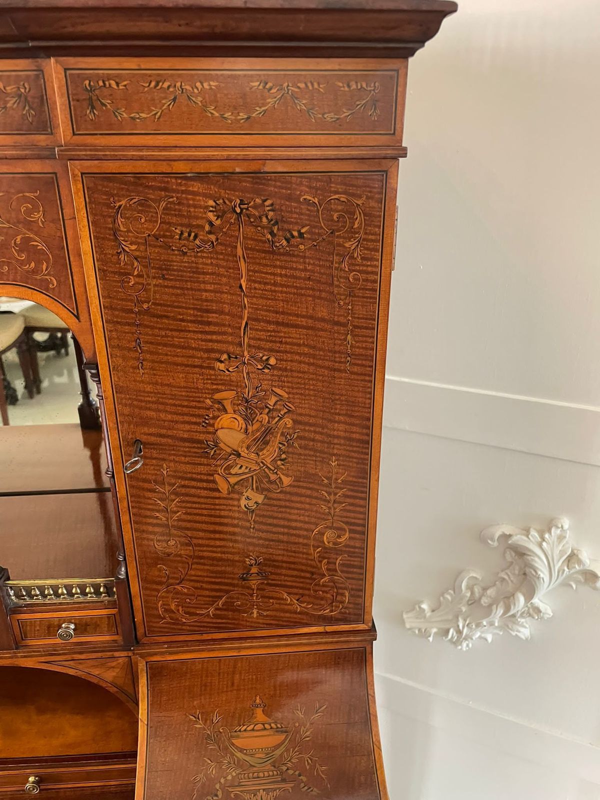 Outstanding Quality Antique Inlaid Mahogany Freestanding Desk photo 4195.0