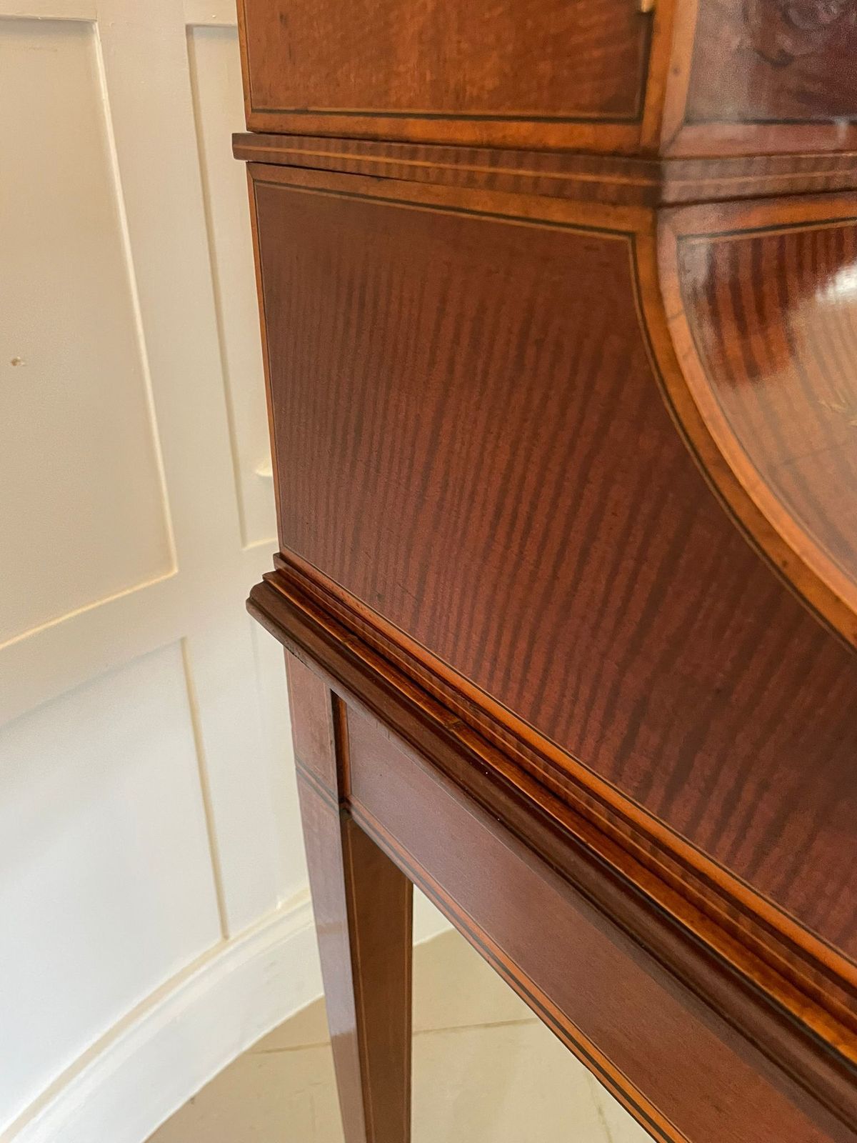 4195.0 Outstanding Quality Antique Inlaid Mahogany Freestanding Desk photo
