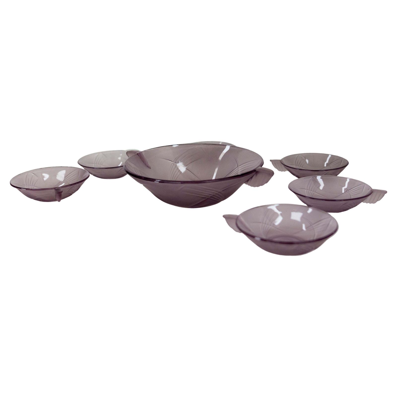 Art Deco French Purple Glass Fruit Service With One Dish And Six Bowls C. 1930