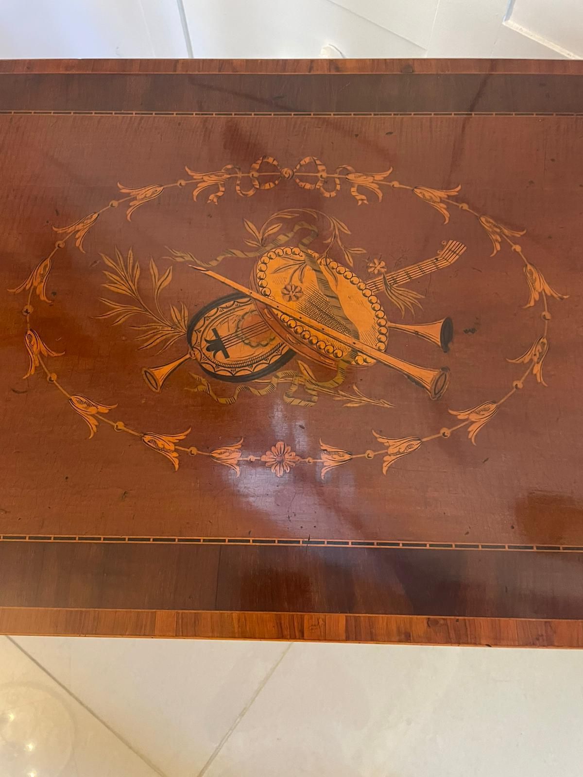 Fine Quality Antique Mahogany Inlaid Lamp Table photo for sale