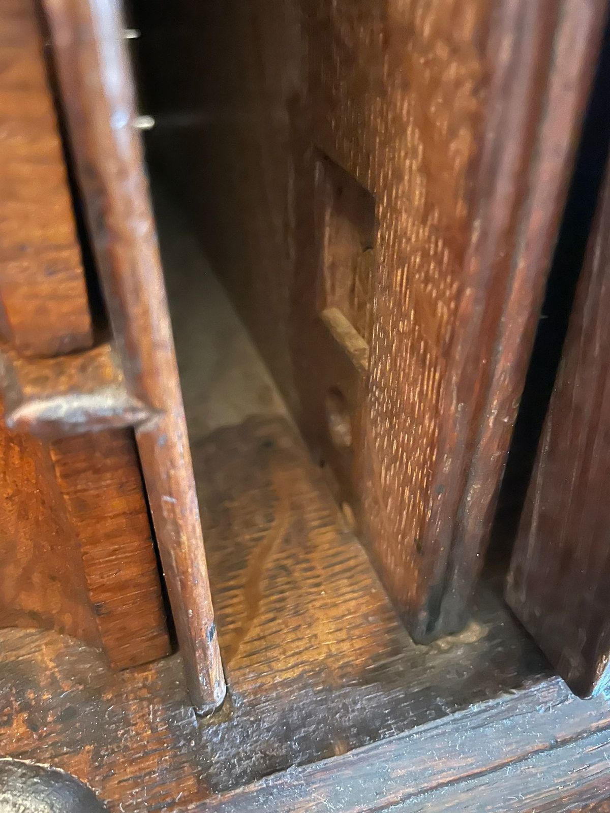 3250.0 17th Century Antique Quality Oak Bureau With Outstanding Interior photo