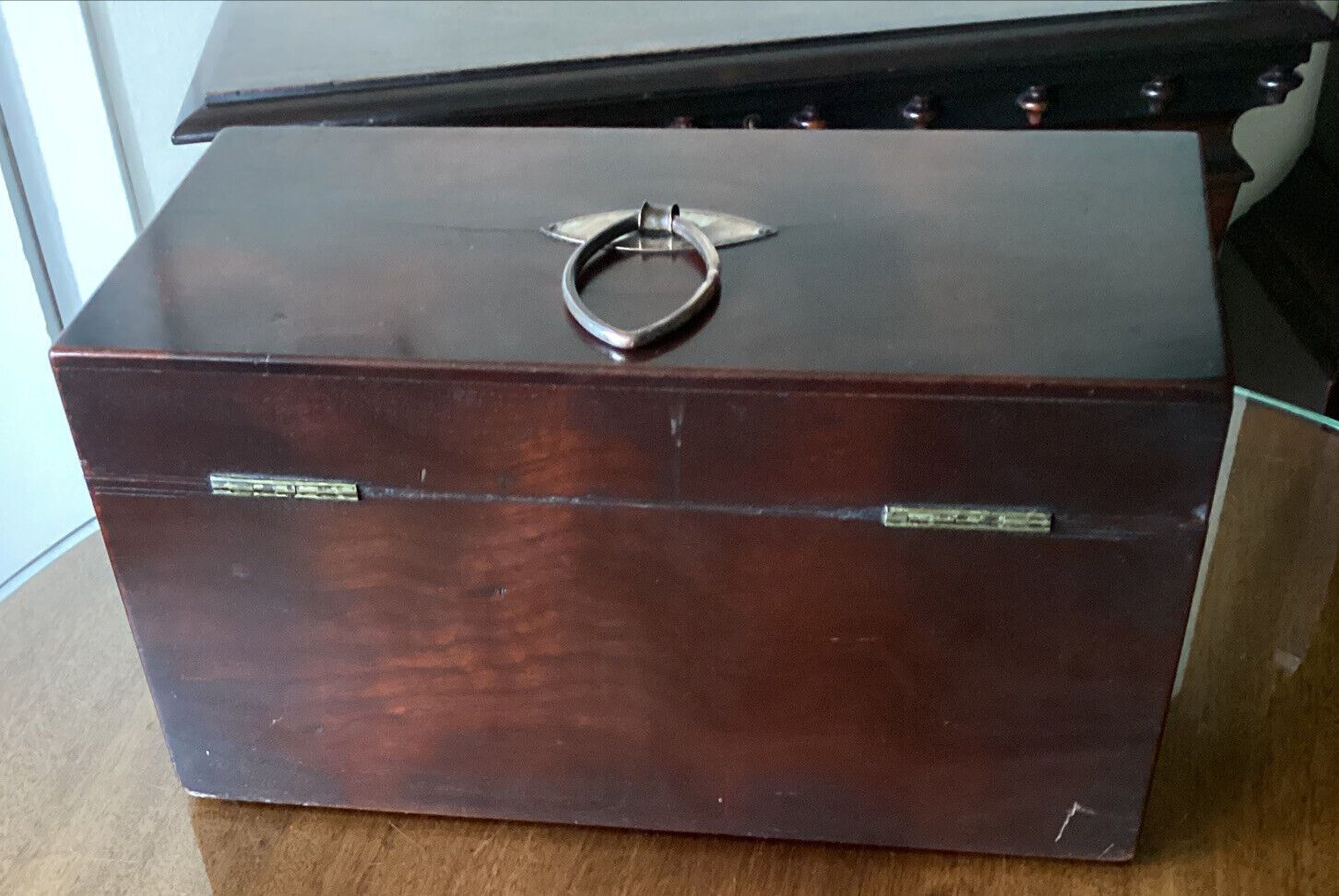 Fine Quality George III Cuban Mahogany Tea Caddy With Interior And Key photo Furniture