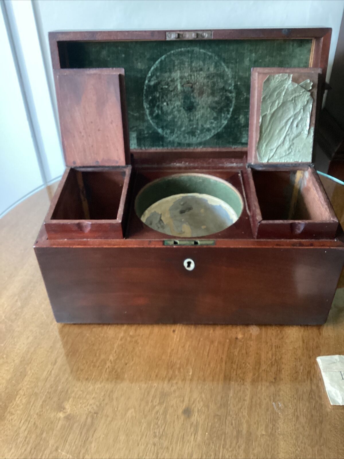 Fine Quality George III Cuban Mahogany Tea Caddy With Interior And Key photo vintage