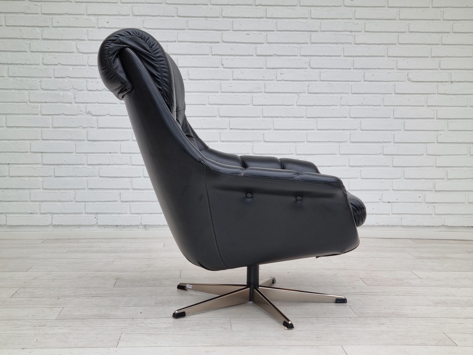1970s, Vintage Danish Swivel Leather Armchair, Original Condition photo for sale