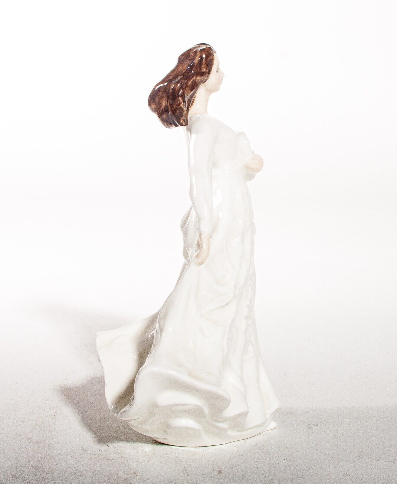 Royal Doulton Ladies Figure Loving Thoughts  Uk Made photo Home Decor