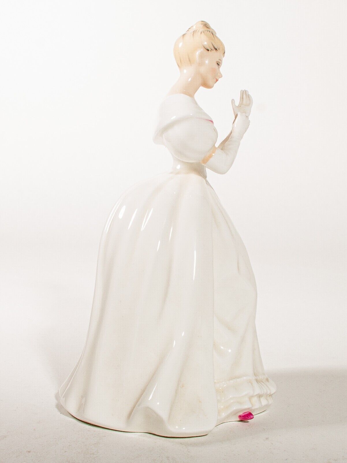 Royal Doulton Ladies Debutante Figure Denise Uk Made photo Home Decor