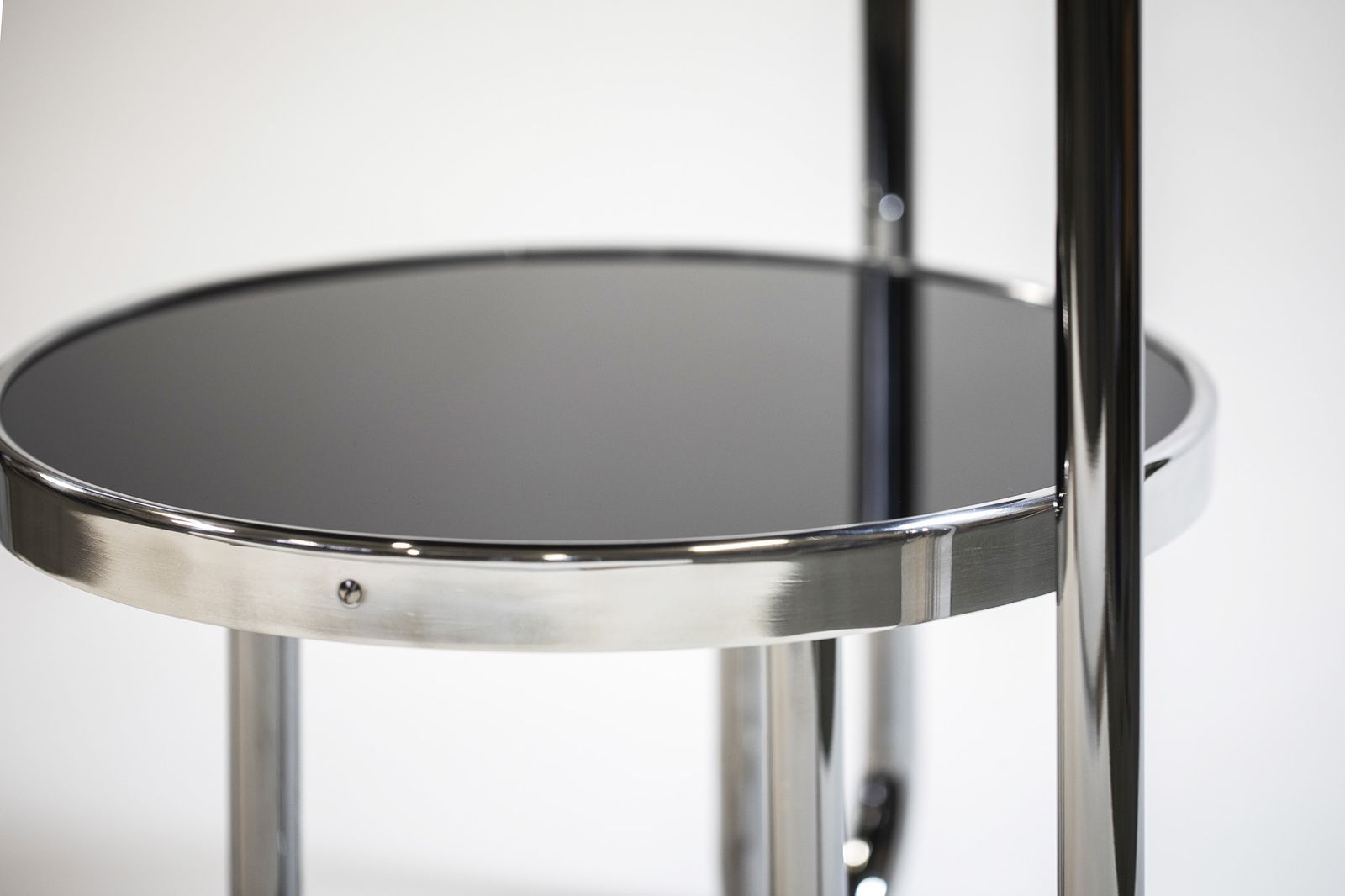 Small Chrome Black Bauhaus Table, Made In 1970s In Czechia, Kovona, Restored photo vinterior