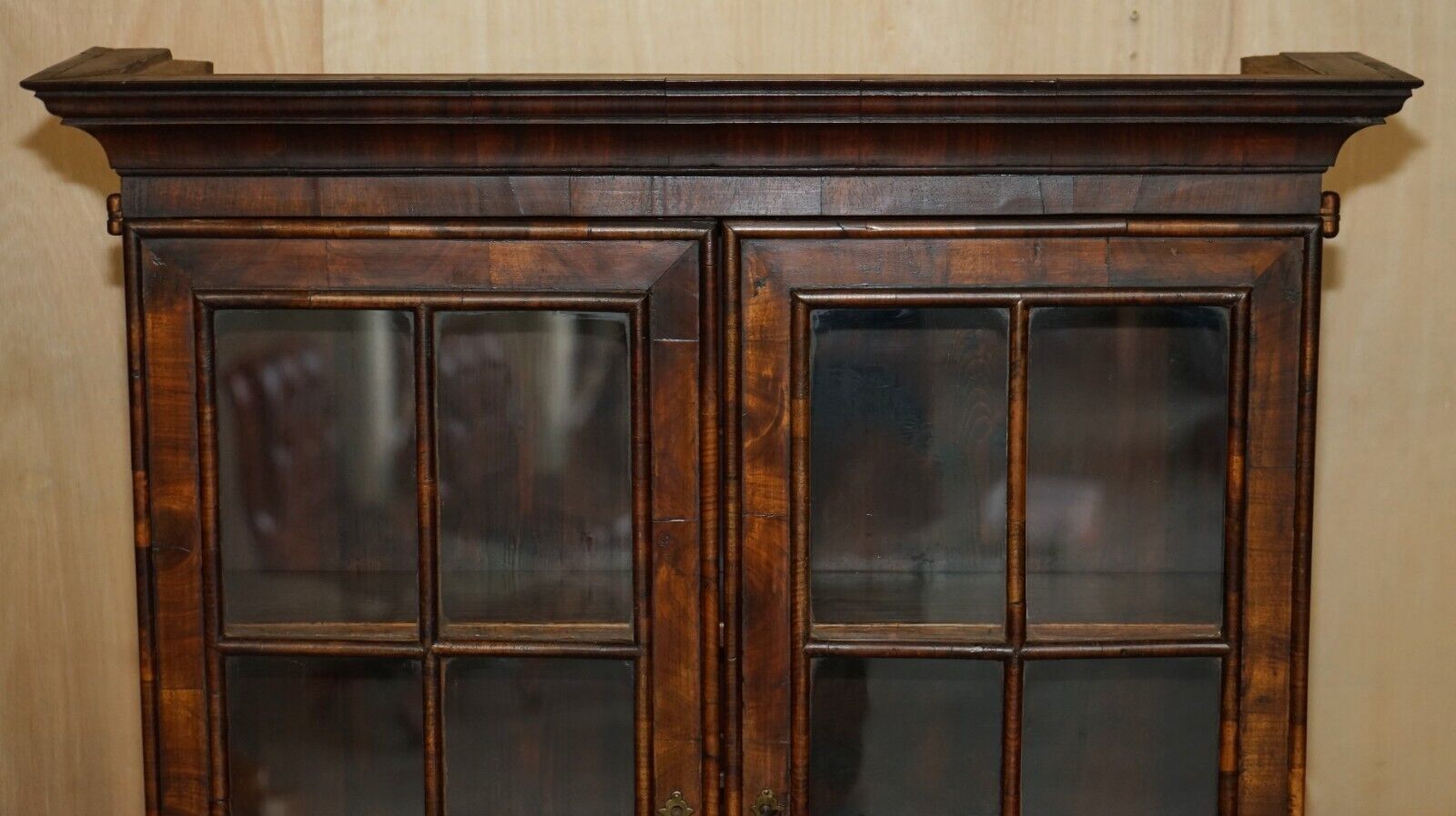 Fine Antique Georgian Circa 1780 Oyster Venner Bureau Bookcase Chest Of Drawers photo for sale