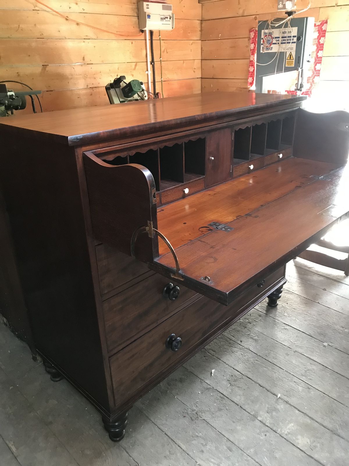 1600.0 Large Victorian Mahogany Secretaire. photo