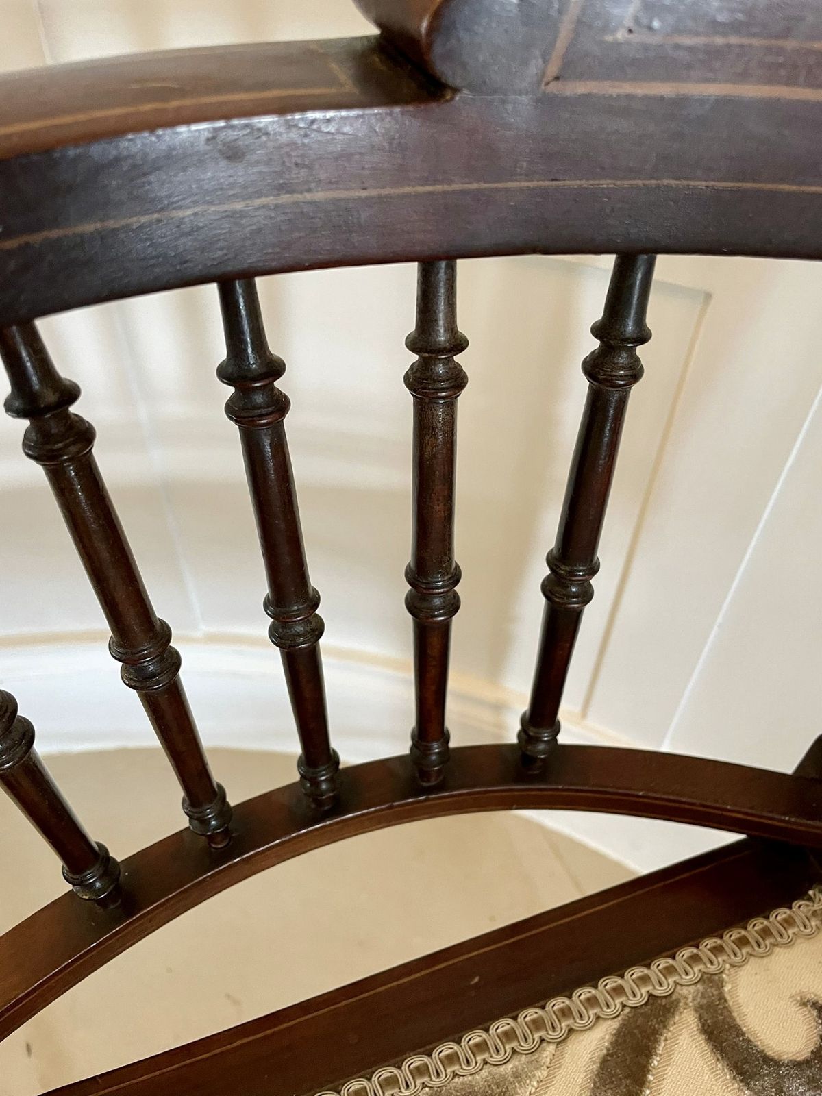 Antique Quality Mahogany Inlaid Corner Chair photo 995.0
