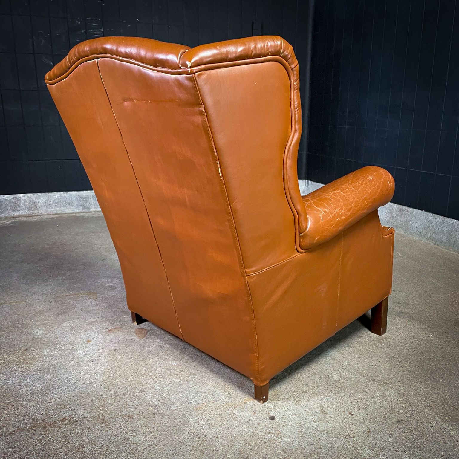 Vintage Cognac Schapenleren Fauteuil Met Vleugelleuningen photo buy