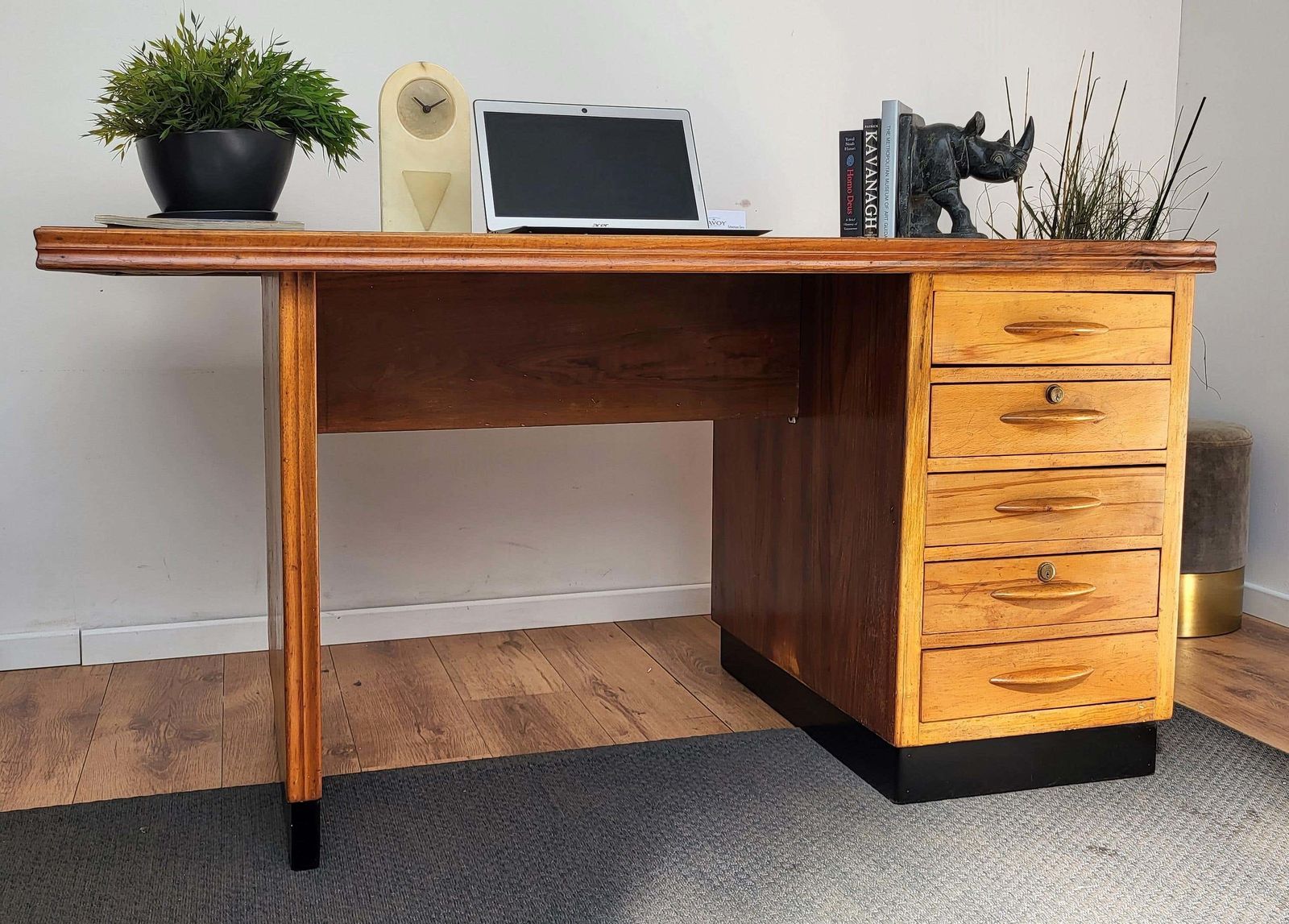 1960s Italian Art Deco Midcentury Walnut Brass Desk Writing Table photo for sale