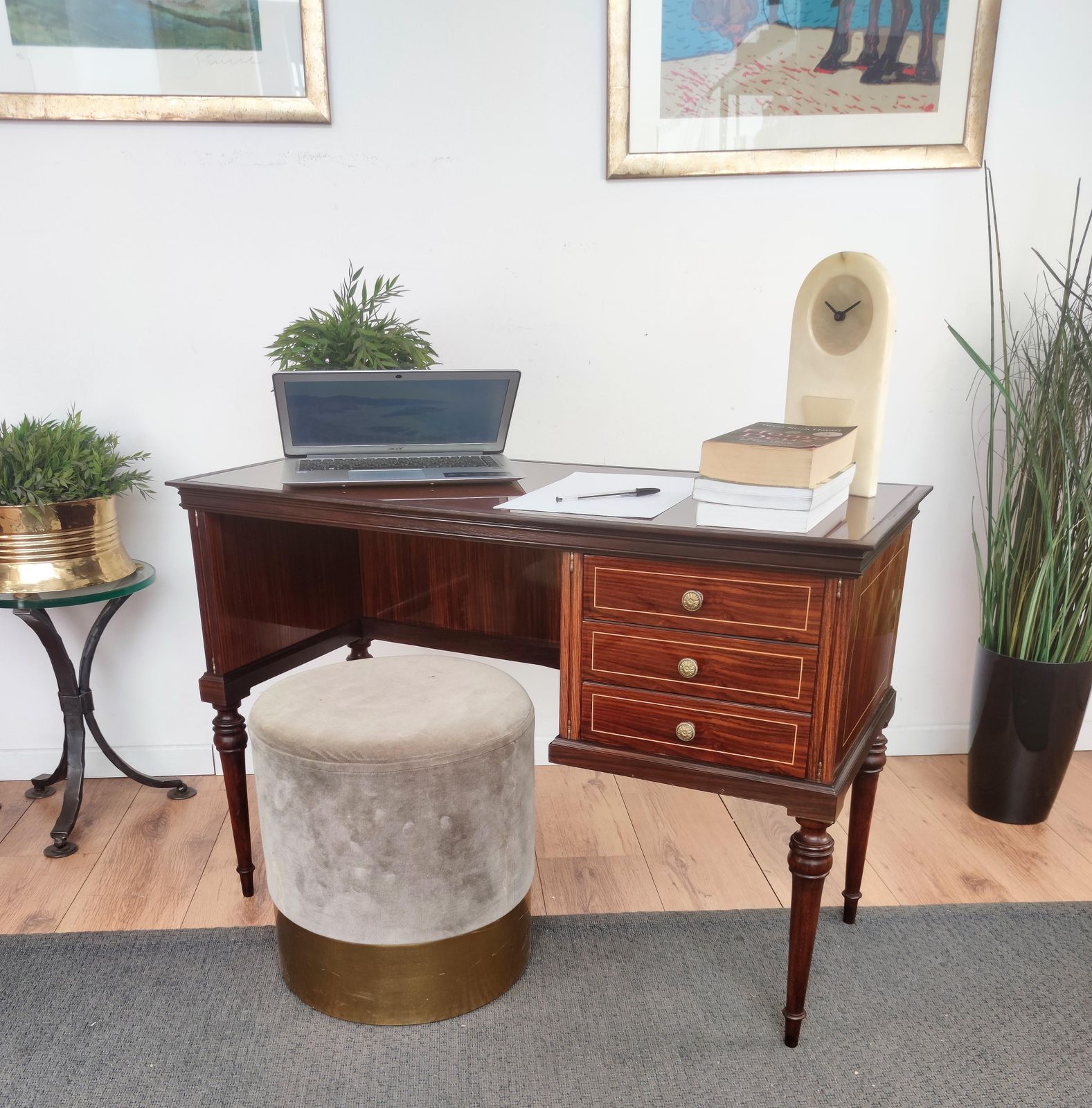 1960s Italian Art Deco Midcentury Walnut Brass Small Desk Writing Table photo furniture