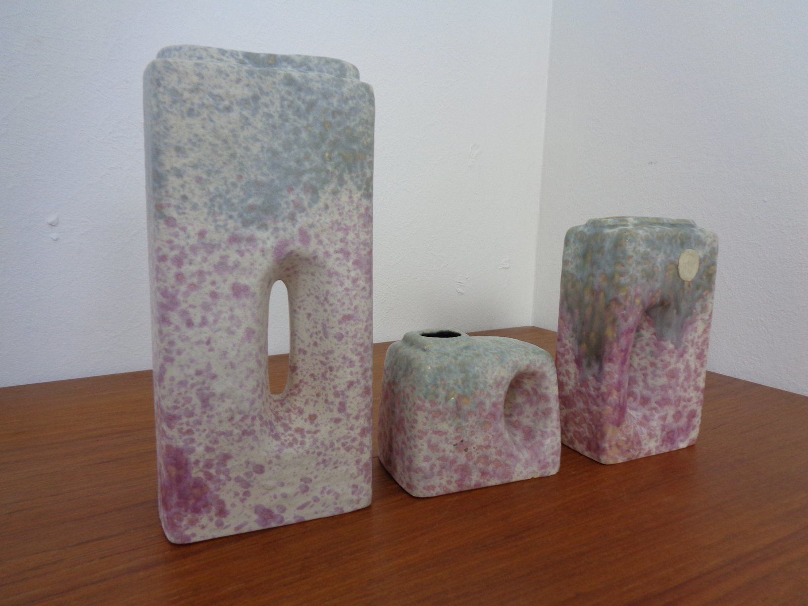 Pink Vases From ü Keramik, 1970s, Set Of 3 photo Home Decor