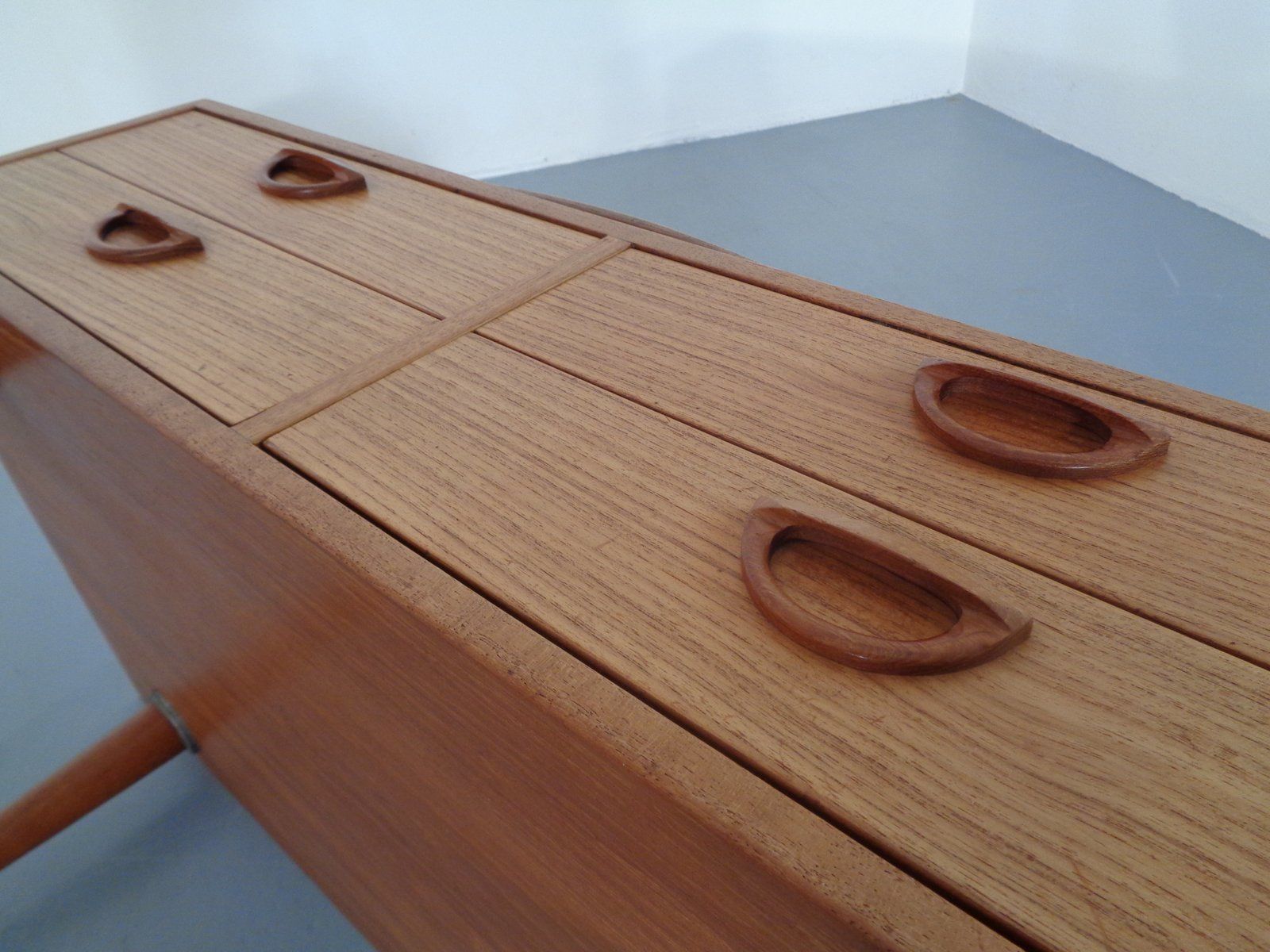 photo furniture Danish Teak Chest Of Drawers With Rotatable Tray, 1960s