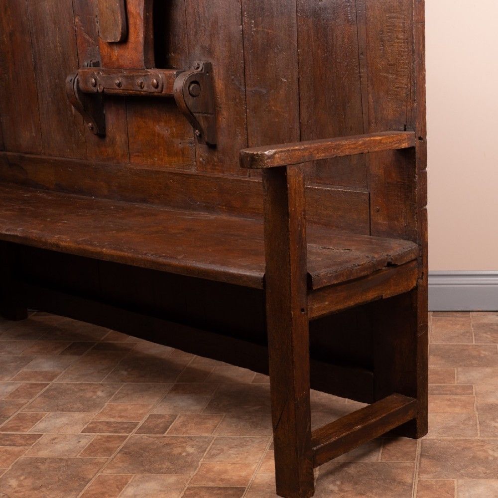photo furniture Rustic Catalan Shepherd’s Bench