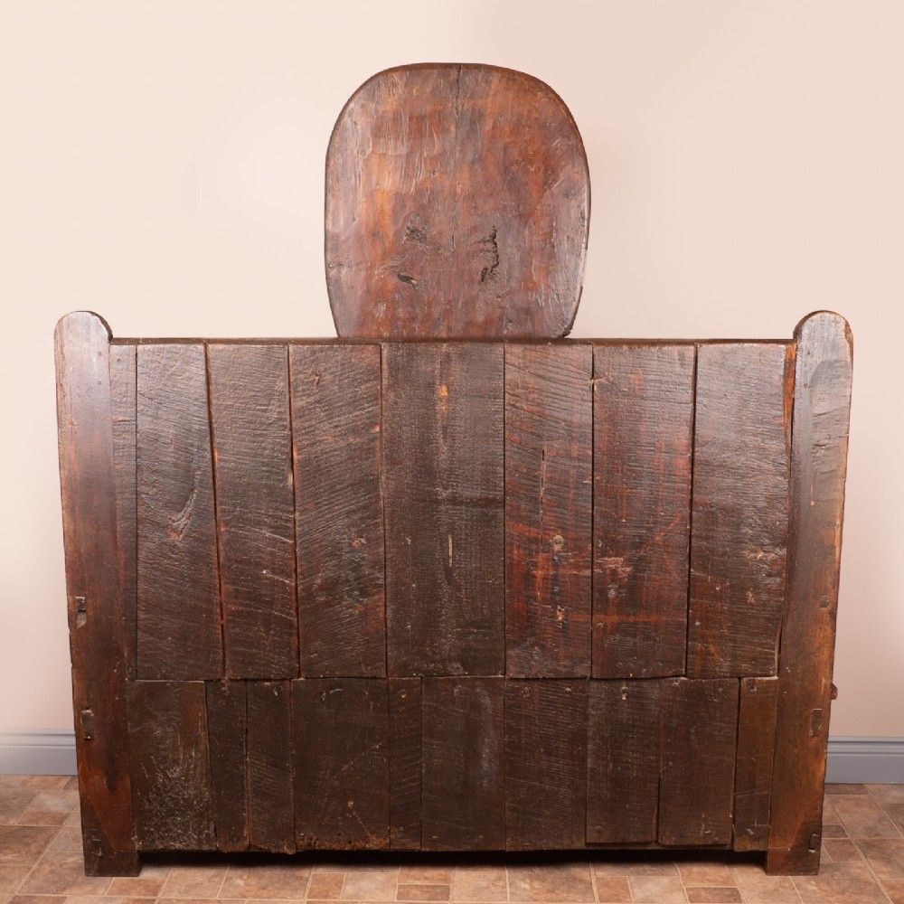 photo vintage Rustic Catalan Shepherd’s Bench