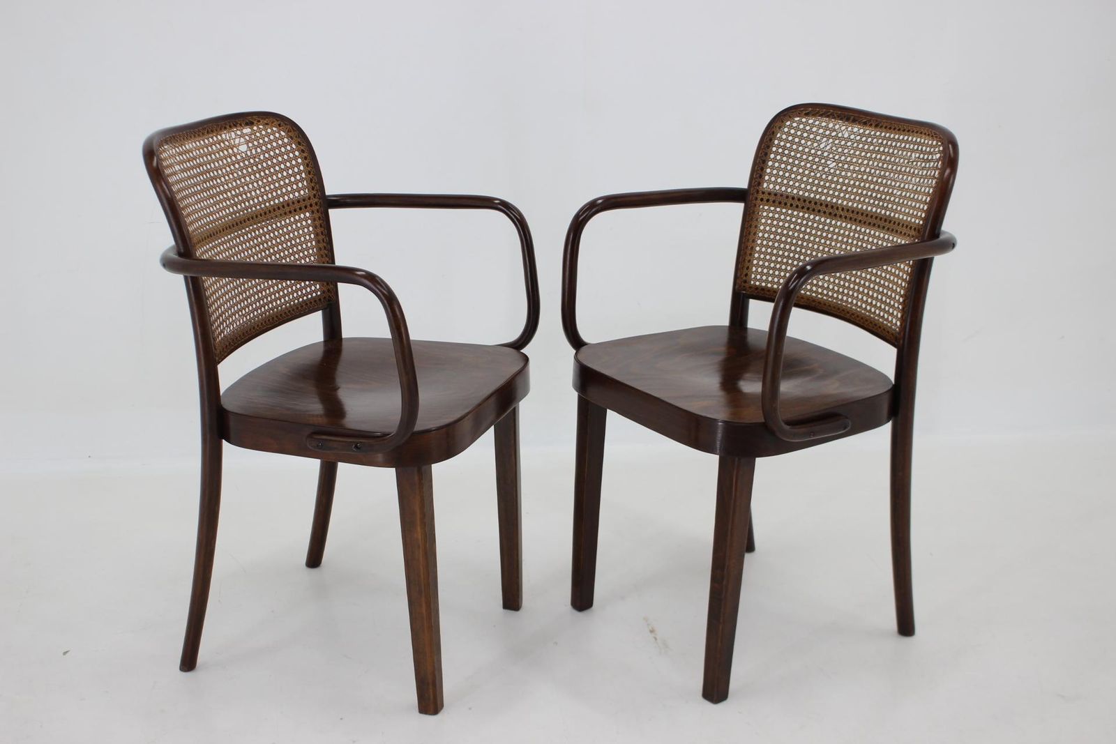 1920s Josef Hoffmann Bentwood Chairs, No. 811 For Thonet,Czechoslovakia photo furniture