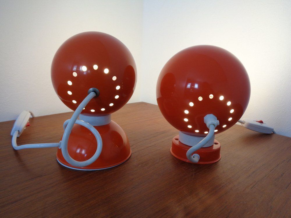 Italian Space Age Metal Internal Magnet Table Lamps By Reggiani, 1960s, Set Of 2 photo vintage