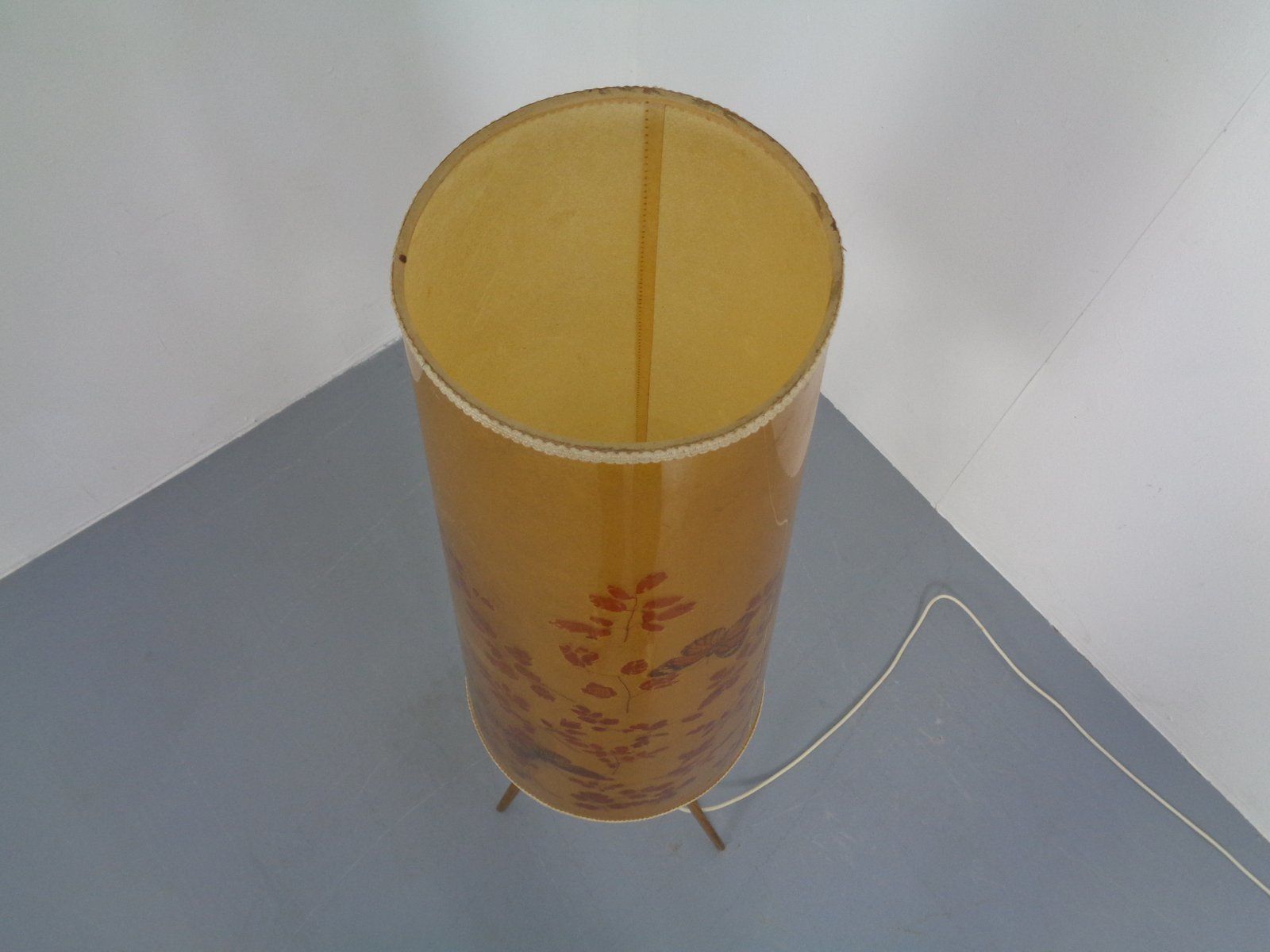 photo furniture Vintage Tripod Floor Lamp, 1960s