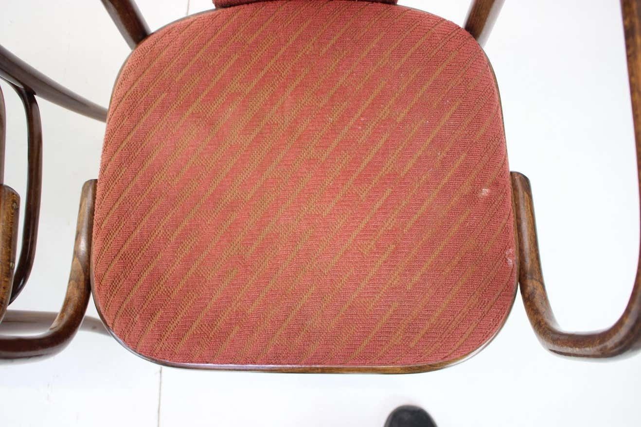 Set Of Two Bentwood Chairs, Ton 1989 photo vinterior