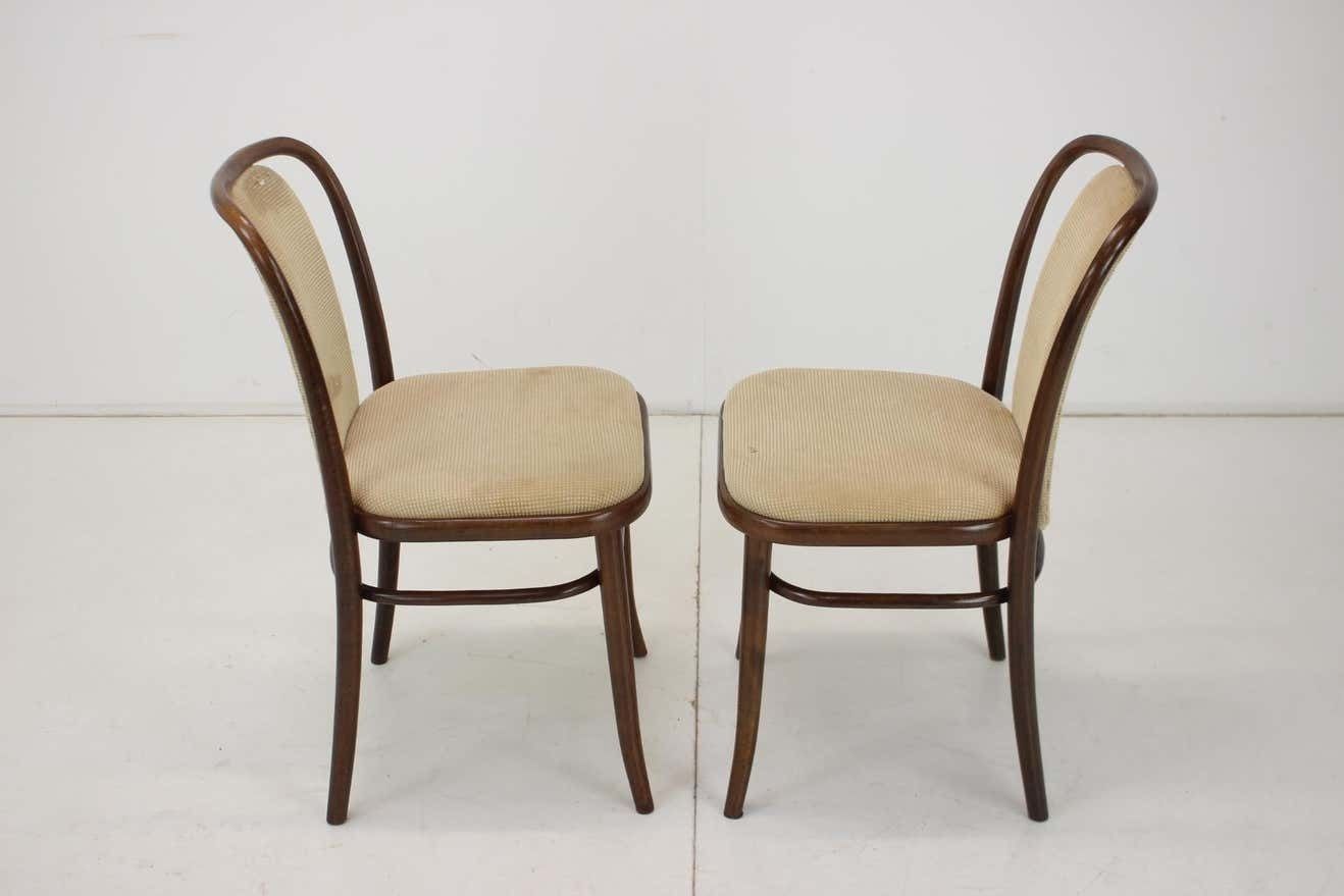 photo furniture Set Of Two Bentwood Chairs, Ton 1980s