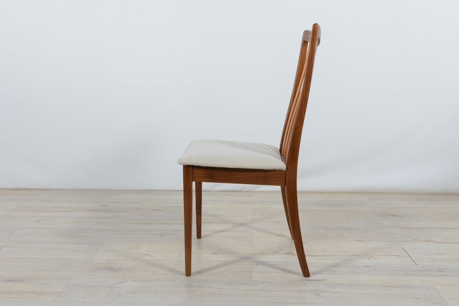 Furniture Mid Century Teak Dining Chairs By Leslie Dandy For G Plan, 1960s, Set Of 4 photo