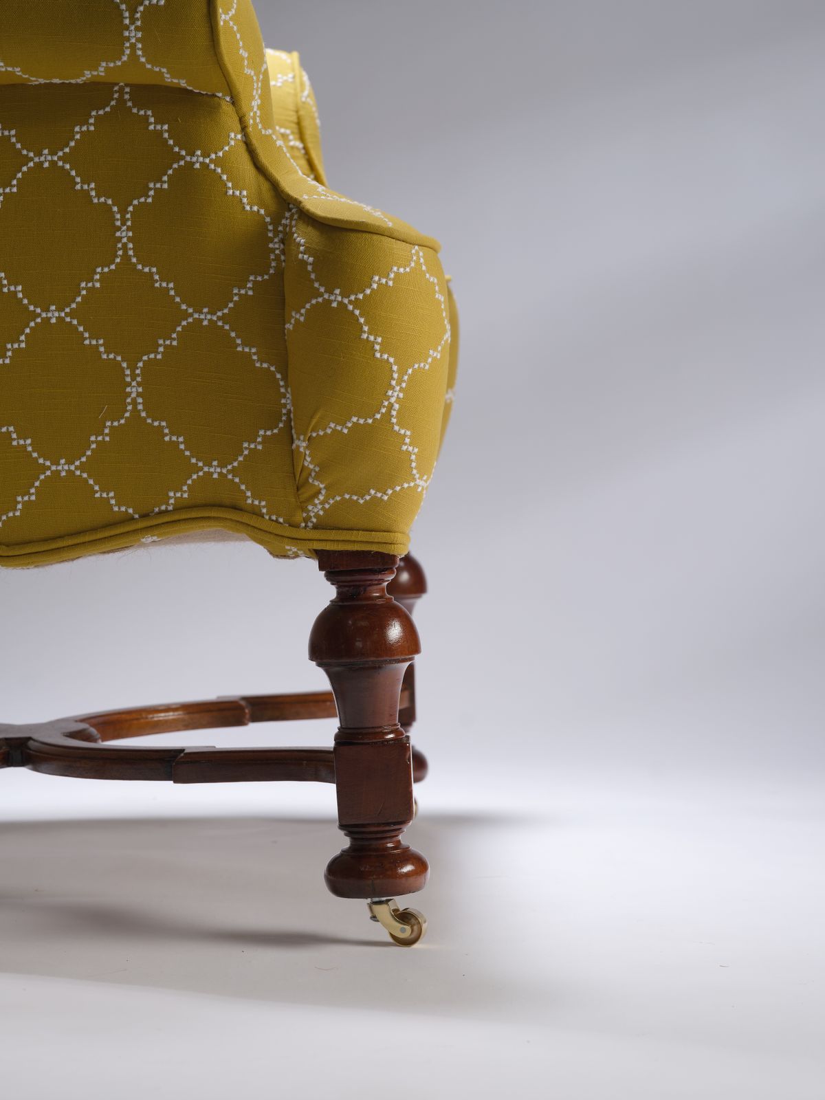 Gorgeous, Lovely Proportioned, Fully Restored & Newly Reupholstered Antique William & Mary Style Armchair, Circa 1900's photo Furniture